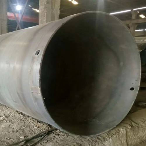 选择琼海钢护筒的材质时，主要考虑哪些因素